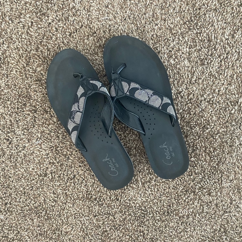 Coach flip flops